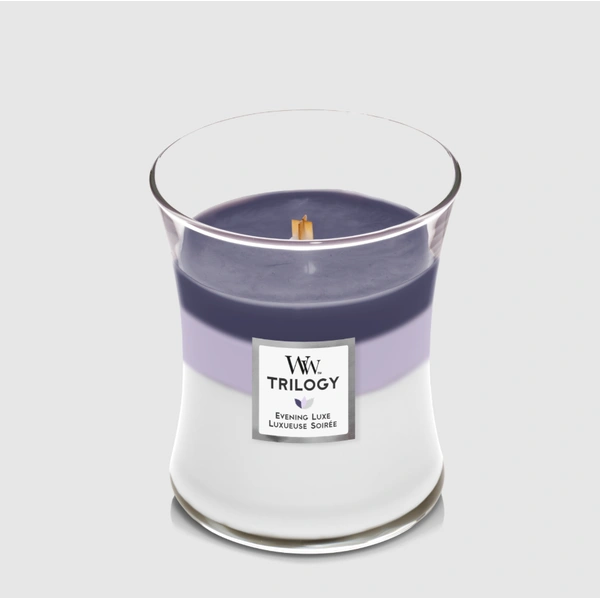 Ароматична свічка з ароматом сливи, евкаліпта та лаванди