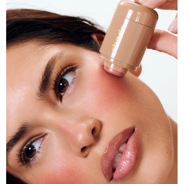 Кремові румяна для обличчя в стіку