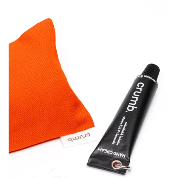 Зволожувальний крем для рук у міні форматі