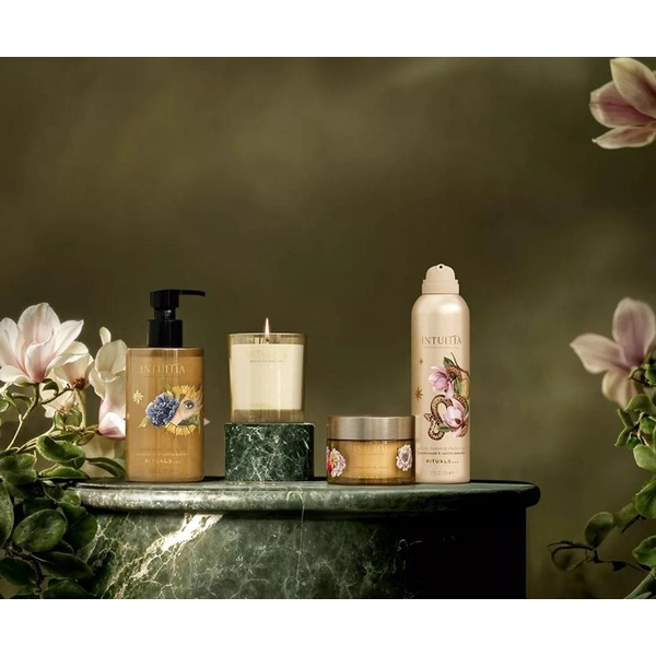 Подарунковий набір (свічка+гель-пінка для душу+мило для рук+крем для тіла)