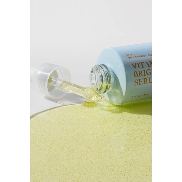 Освітлювальна сироватка з вітаміном С