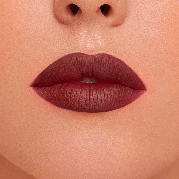 Олівець для губ