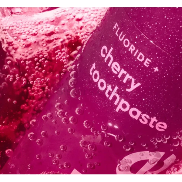 Зубна паста зі смаком вишні