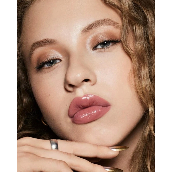 Відтінковий бальзам для губ з шимером