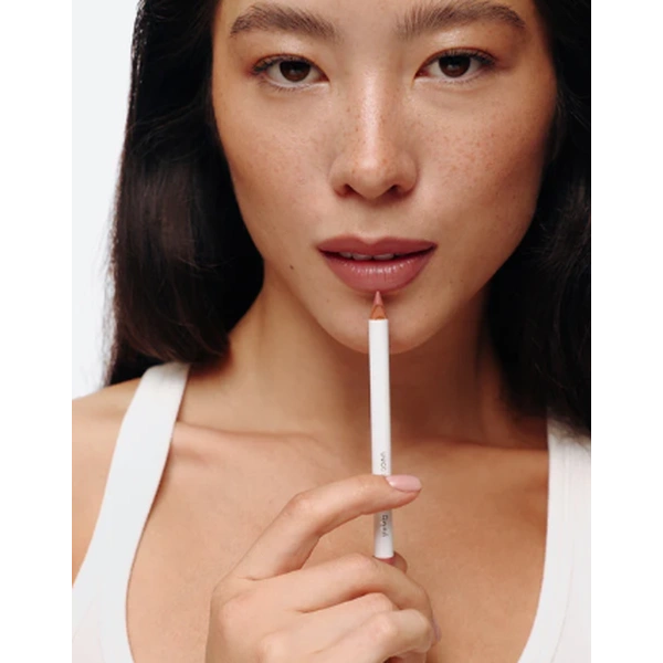 Олівець для губ