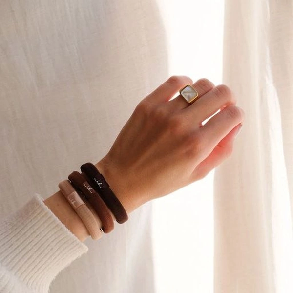 Резинка-браслет для волосся