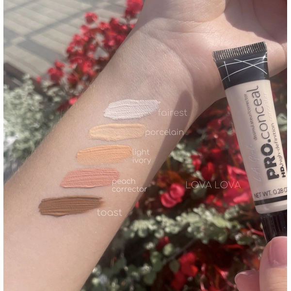 Рідкий консилер для обличчя