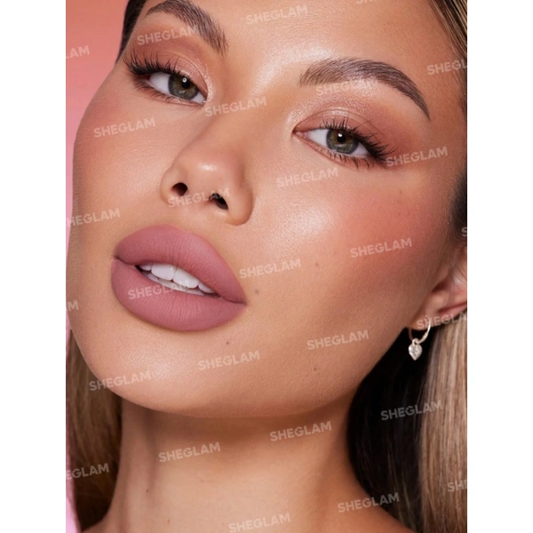 Матова помада для губ