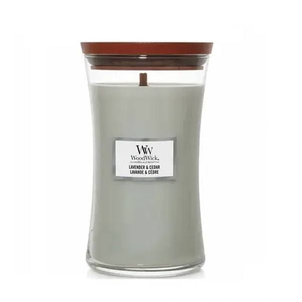 Ароматична свічка з ароматом лаванди і кипариса