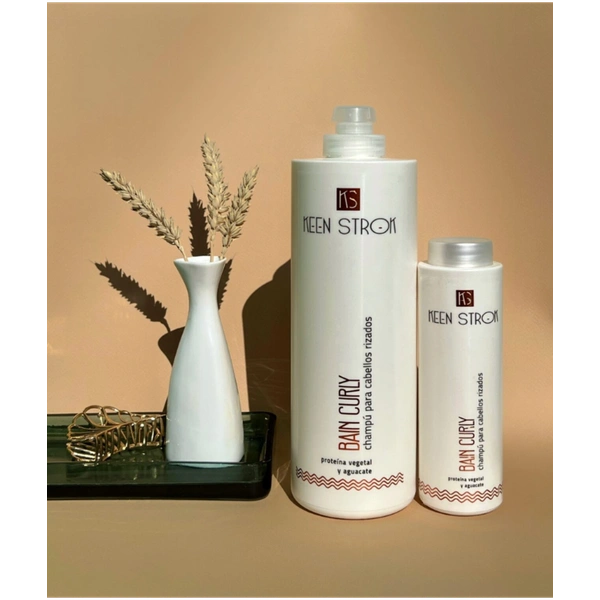 Шампунь для кучерявого волосся