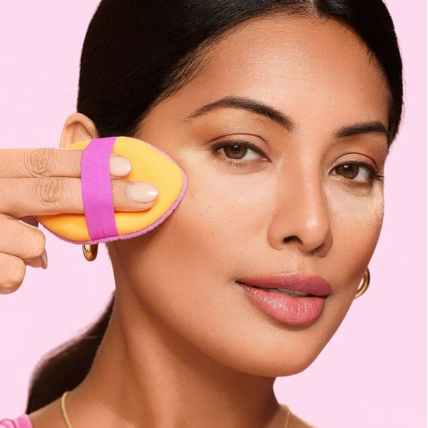 Двосторонній спонж для сухих та кремових текстур