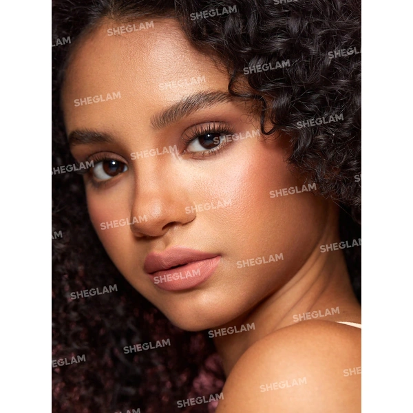 Матова помада для губ