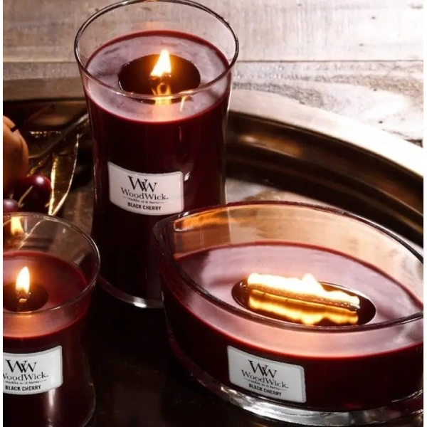 Ароматична свічка з ароматом соковитої черешні