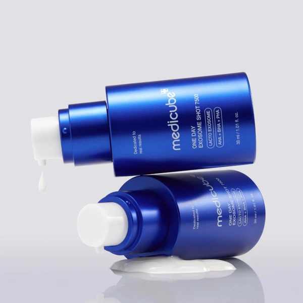 Інтенсивна сироватка з екзосомами та спікулами для звуження пор