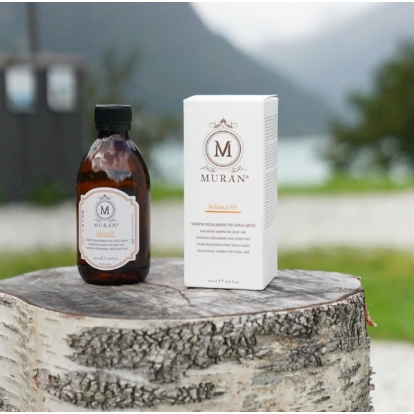 Шампунь себорегулюючий для жирної шкіри голови