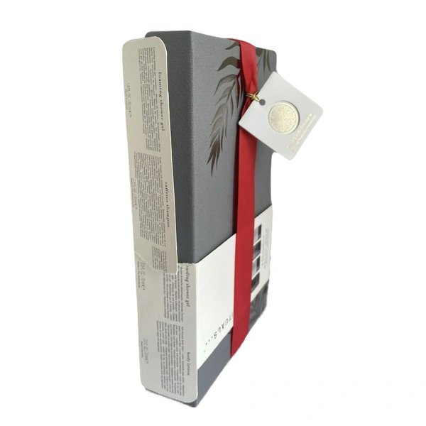 УЦІНКА Подарунковий набір (гель-пінка для душу+лосьйон+гель для душу+шампунь)