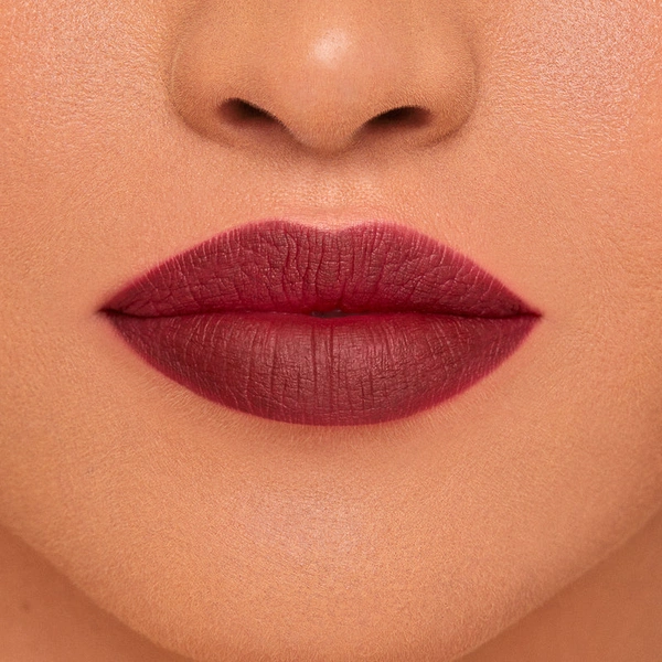 Олівець для губ