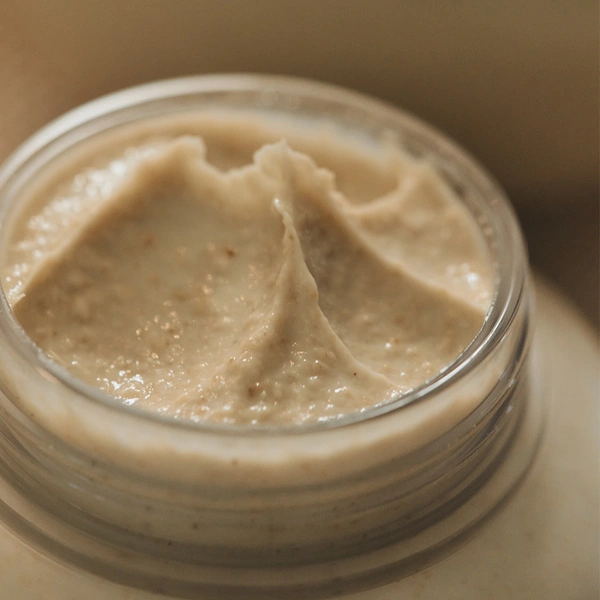 Рисова маска для рівного тону і сяйва