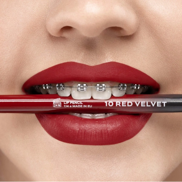 Олівець для губ