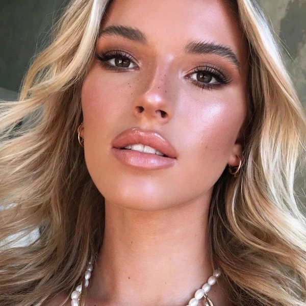 Блиск для губ