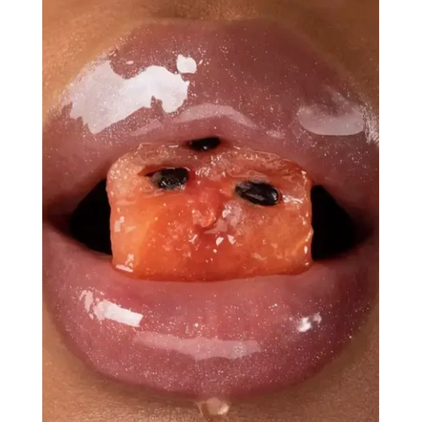 Живильна олія для губ