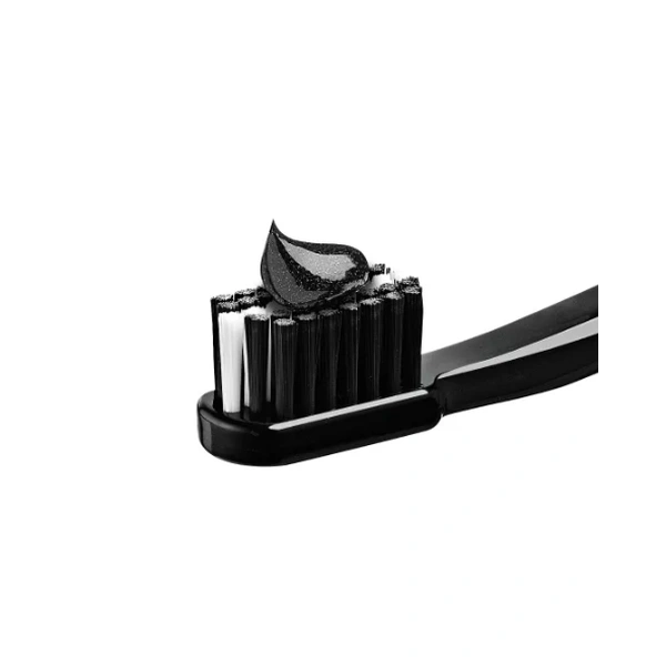 Відбілююча зубна паста з активованим вугіллям