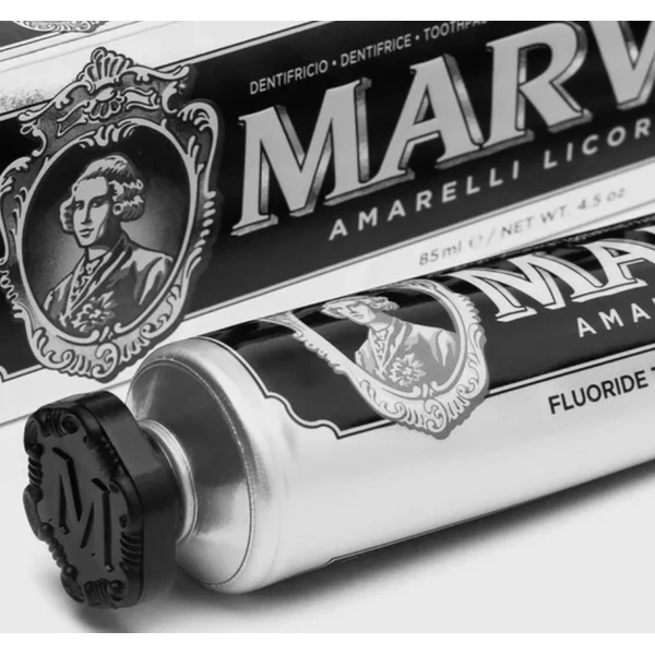 Зубна паста у міні форматі