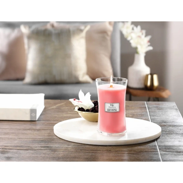 Ароматична свічка з ароматом дині та рожевого кварцу