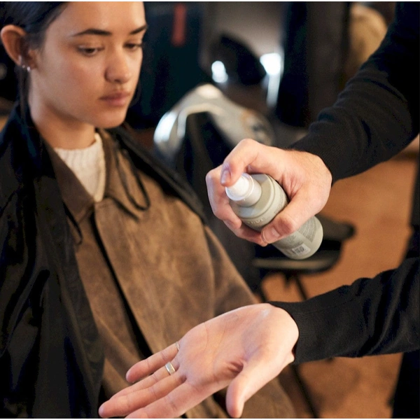 Термозахисний спрей для волосся