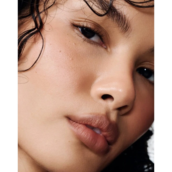 Контурний олівець для губ