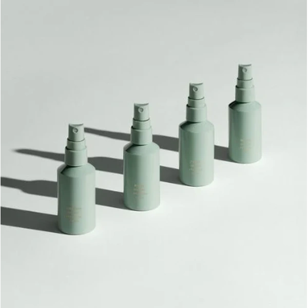 Дезодорант - спрей з ароматом троянди та італійського мандарину