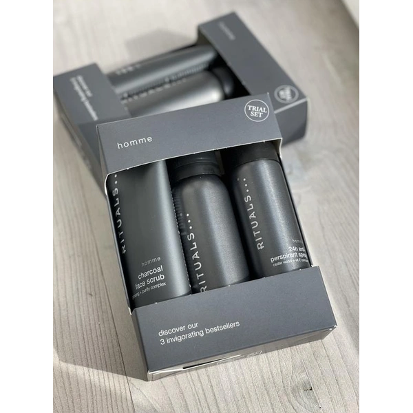 Чоловічий подарунковий набір набір (гель-пінка для душу+скраб+дезодорант)