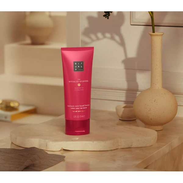 Відновлюючий бальзам для рук у міні форматі