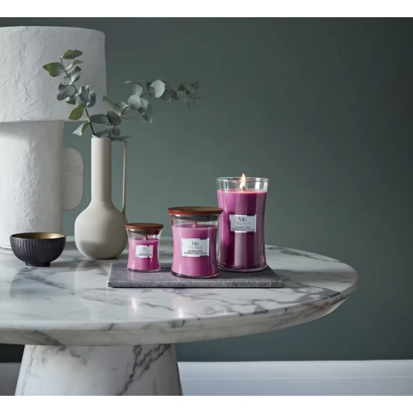 Ароматична свічка з ароматом буряка, ягід та апельсину