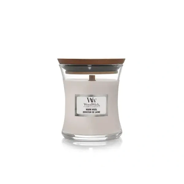 Ароматична свічка з ароматом теплої шерсті