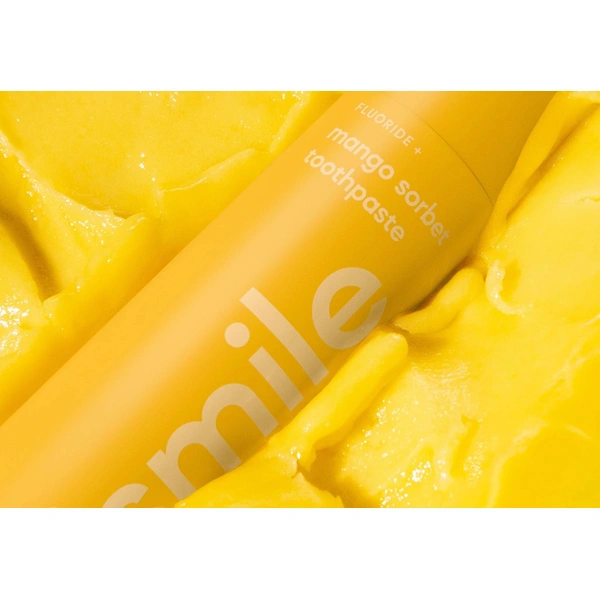 Зубна паста зі смаком манго