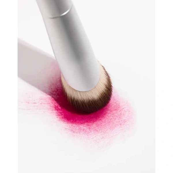 Пензлик для рум'ян чи контурингу