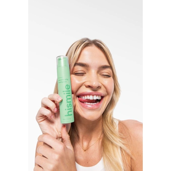 Зубна паста зі смаком кокосових вершків