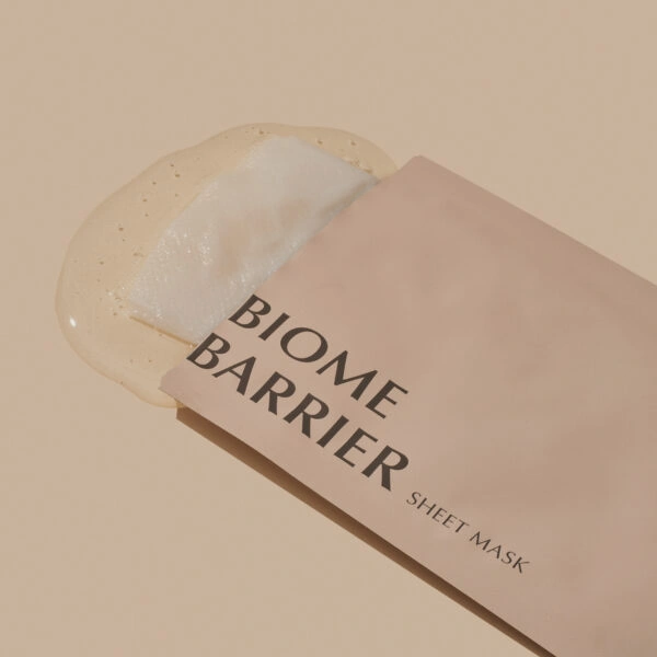 Зволожувальна тканинна маска