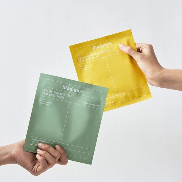 Нічна гідрогелева маска для обличчя з вітаміном С і ніацинамідом