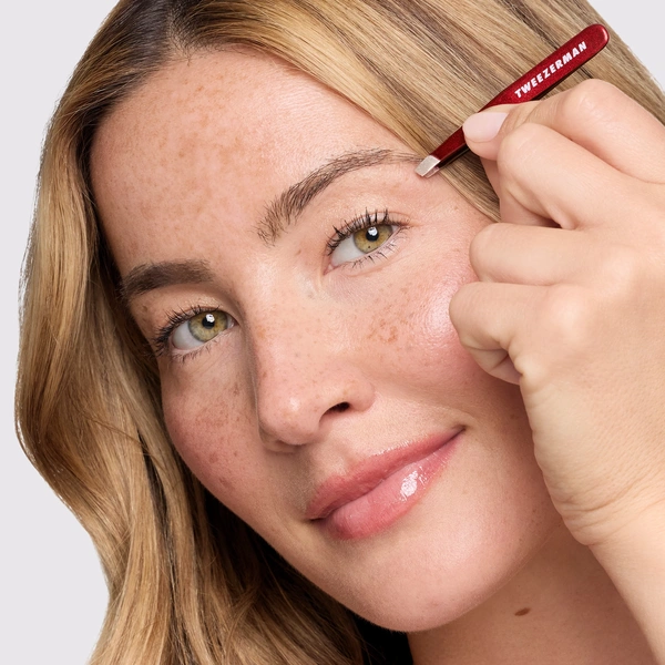 Пінцет для брів у міні форматі