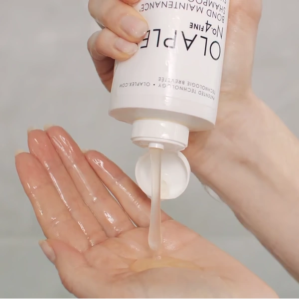 Шампунь для об'єму та зміцнення волосся