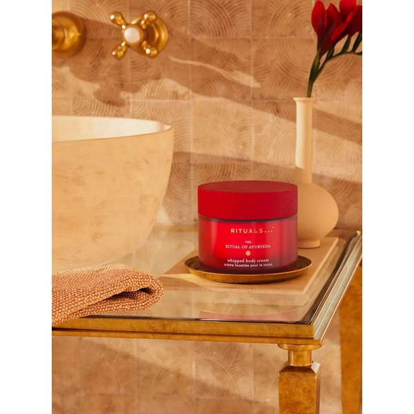 Зволожуючий крем для тіла