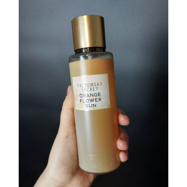 Парфумований спрей для тіла