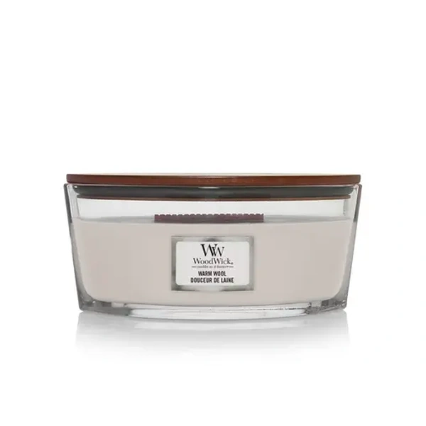 Ароматична свічка з ароматом теплої шерсті