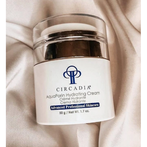 Зволожувальний крем з аквапоринами