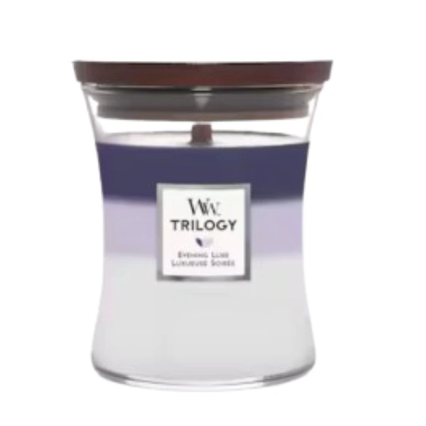 Ароматична свічка з ароматом сливи, евкаліпта та лаванди