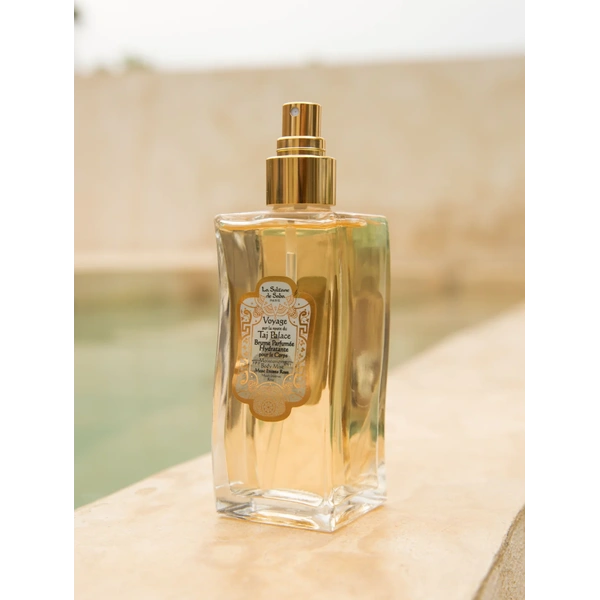 Зволожуючий спрей для тіла з ароматом мускусу, ладана та троянди