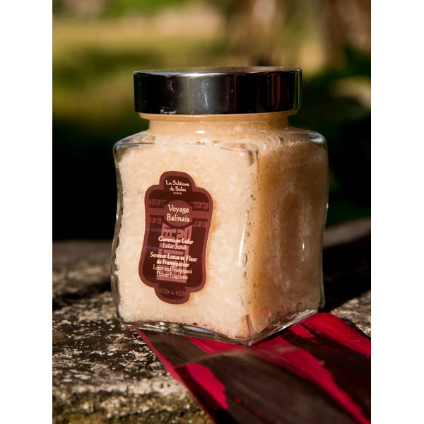 Кокосовий скраб для тіла