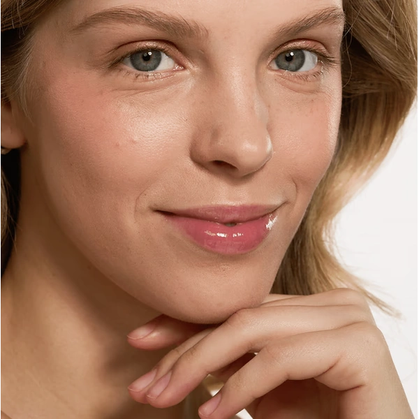 Блиск для губ з пептидами з ароматом київського торту